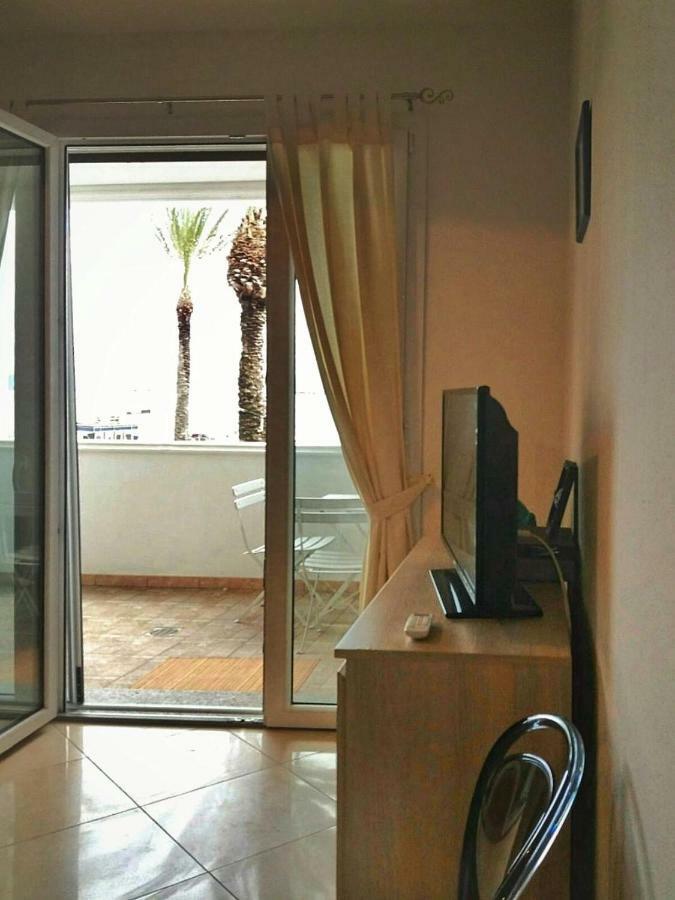 Casa Graziella Appartement SantʼAntìoco Buitenkant foto