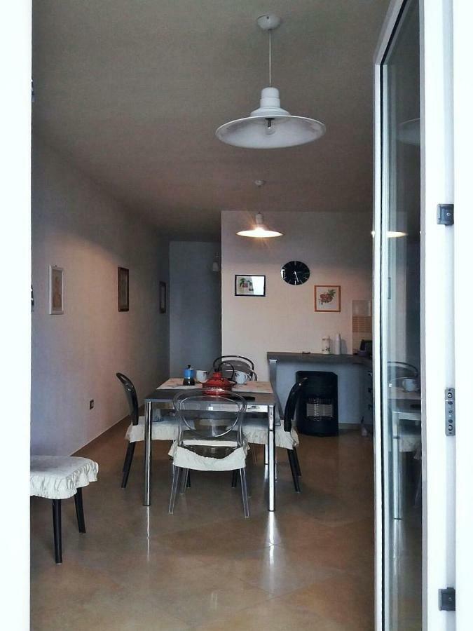 Casa Graziella Appartement SantʼAntìoco Buitenkant foto