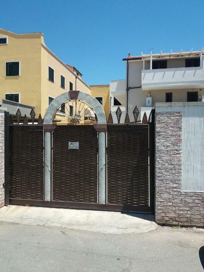 Casa Graziella Appartement SantʼAntìoco Buitenkant foto