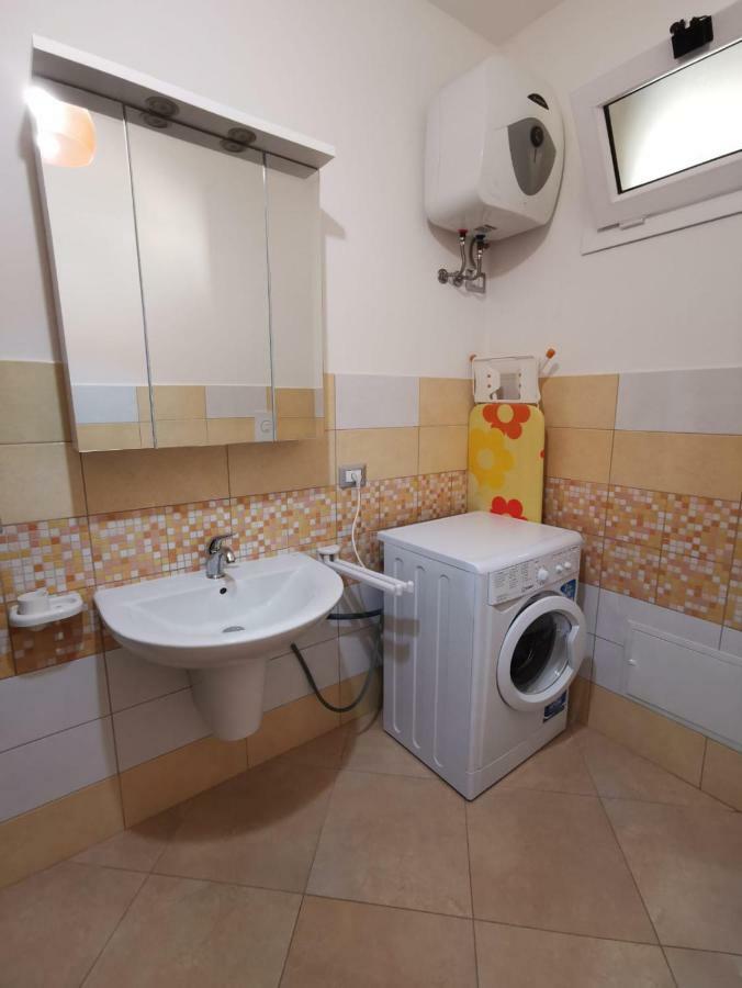 Casa Graziella Appartement SantʼAntìoco Buitenkant foto